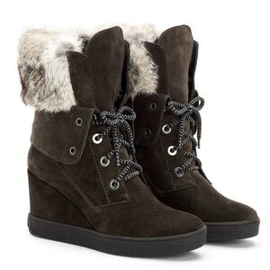 Like New! Aquatalia Cordelia High Wedge Boots with Fur Trim | Size 7